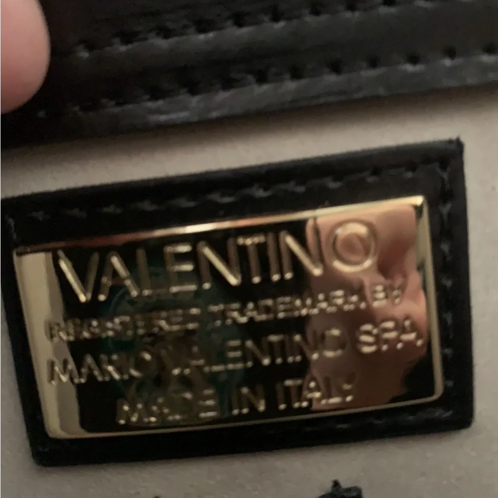 New Valentino Italian Leather Large tote bag - Picture 4 of 16